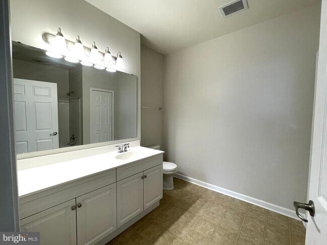 Building Photo - 5307 Wyndholme Cir
