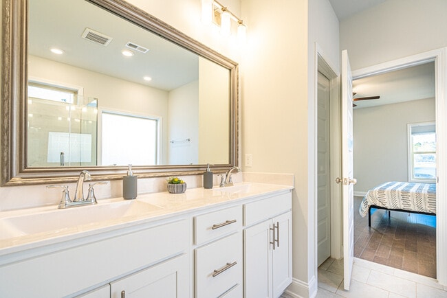 Building Photo - 16308 Trestle St