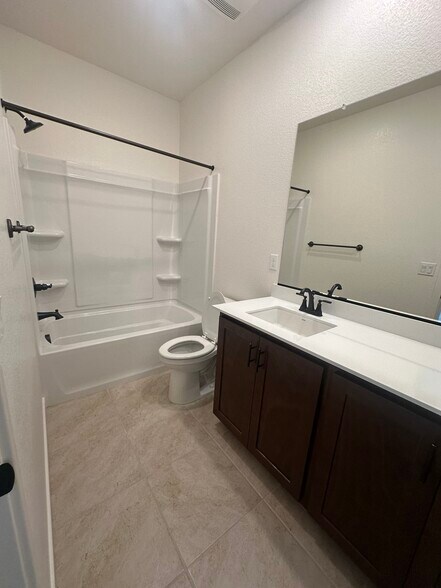 Building Photo - 5481 Dunnigan Hills Ln