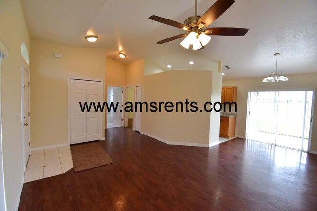 Building Photo - Charming 3 bedroom house in Kissimmee