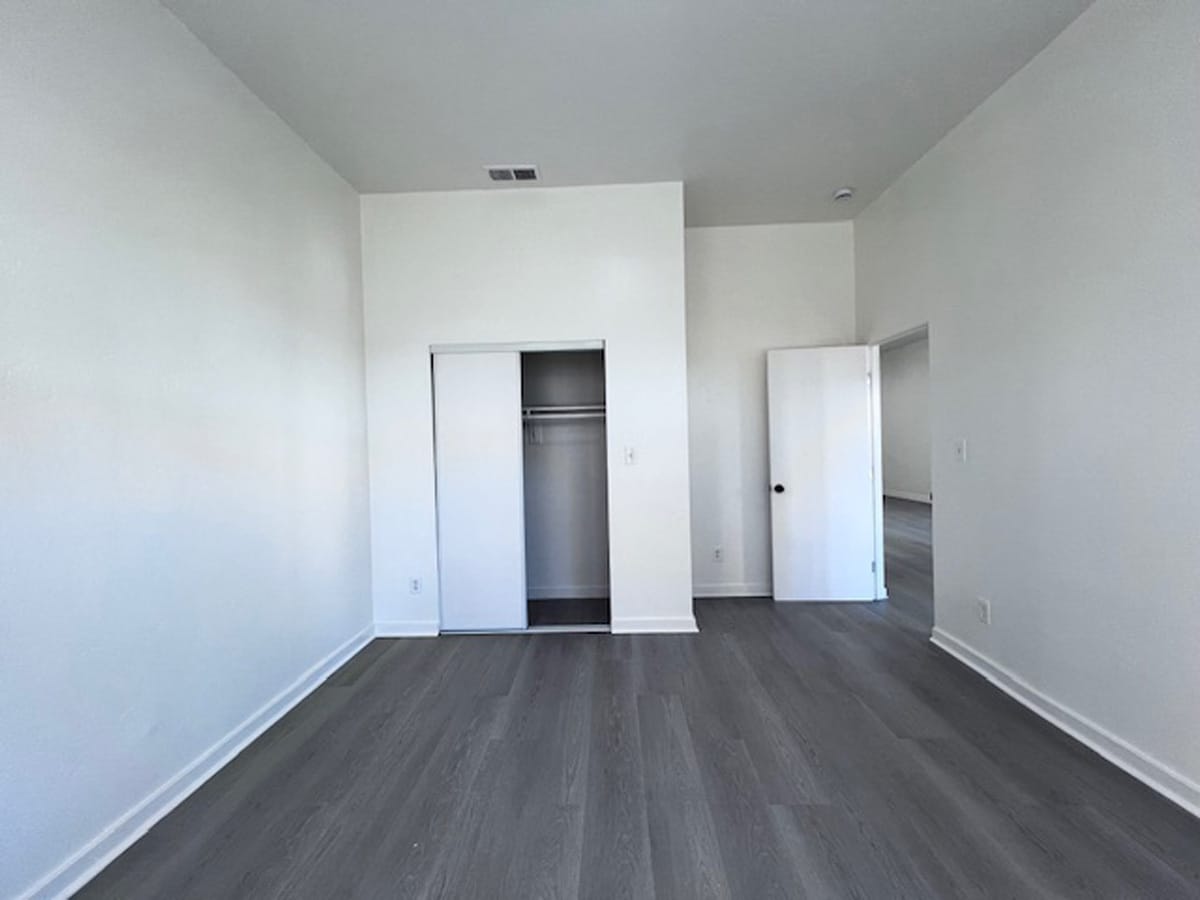 Building Photo - 1039 Peralta St