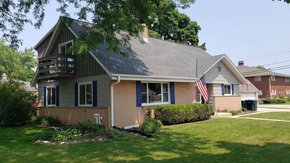 Exterior - 708 North St