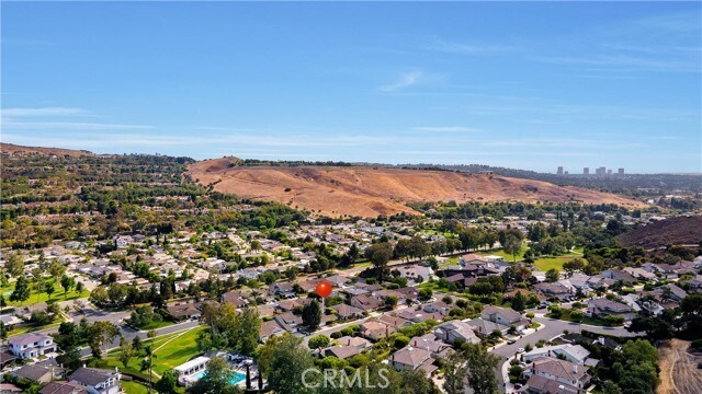 Building Photo - 10 Flintridge