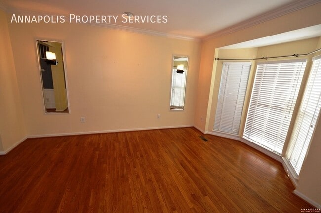 Building Photo - 7 Woodbent Dr