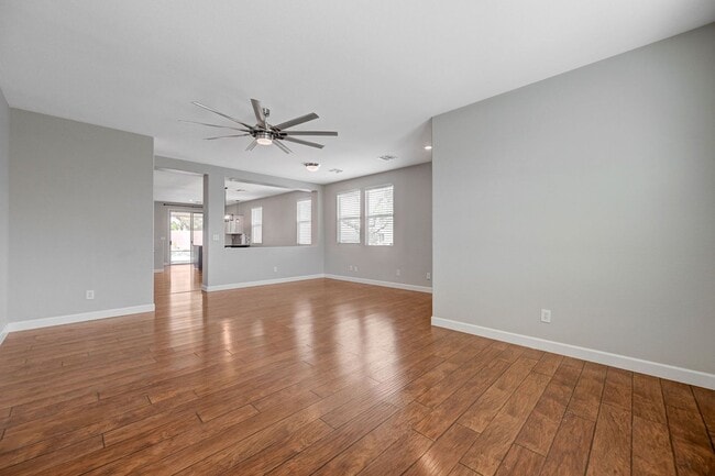 Building Photo - Stunning one story in the NW!