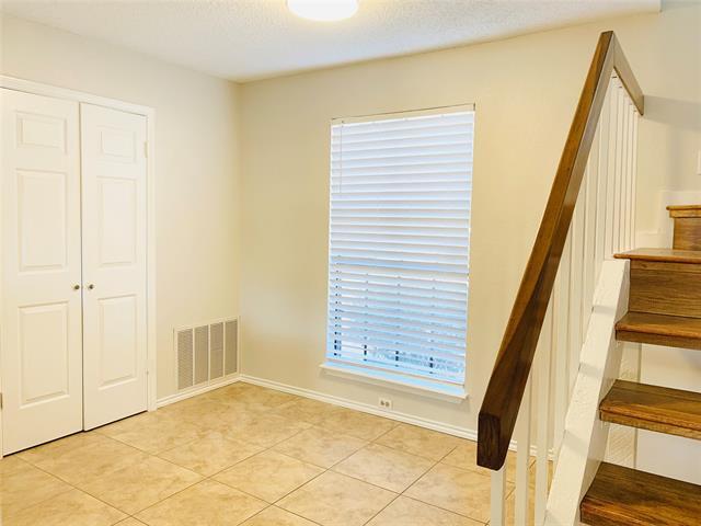 Building Photo - 5200 Martel Ave