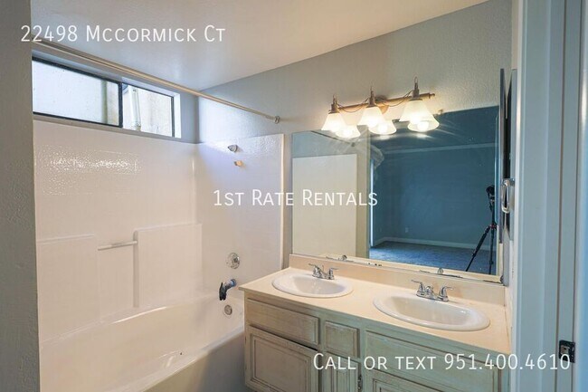 Building Photo - 22498 McCormick Ct