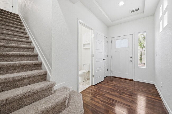 Building Photo - $2,245.95, 2 bed, 2.5 bath located in Denver with a fenced yard.