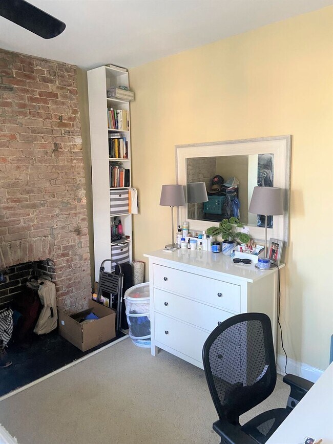 Building Photo - 655 Maryland Ave