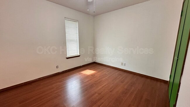 Building Photo - 1210 Glenwood Dr