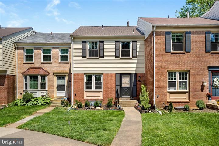 Building Photo - 4905 Van Walbeek Plz