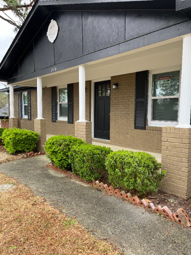 Building Photo - 3 Br Brick Ranch