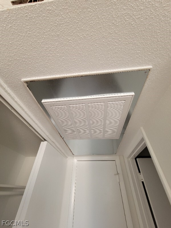 Building Photo - 2937 Winkler Ave