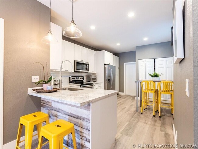 Building Photo - 2092 Pasa Verde Ln