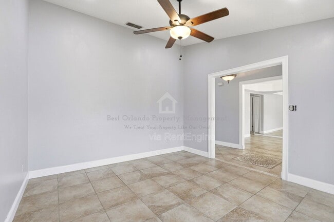 Building Photo - 6018 Brookhill Cir