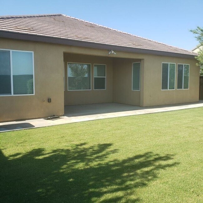 Building Photo - 9803 Buckhorn Peak Dr