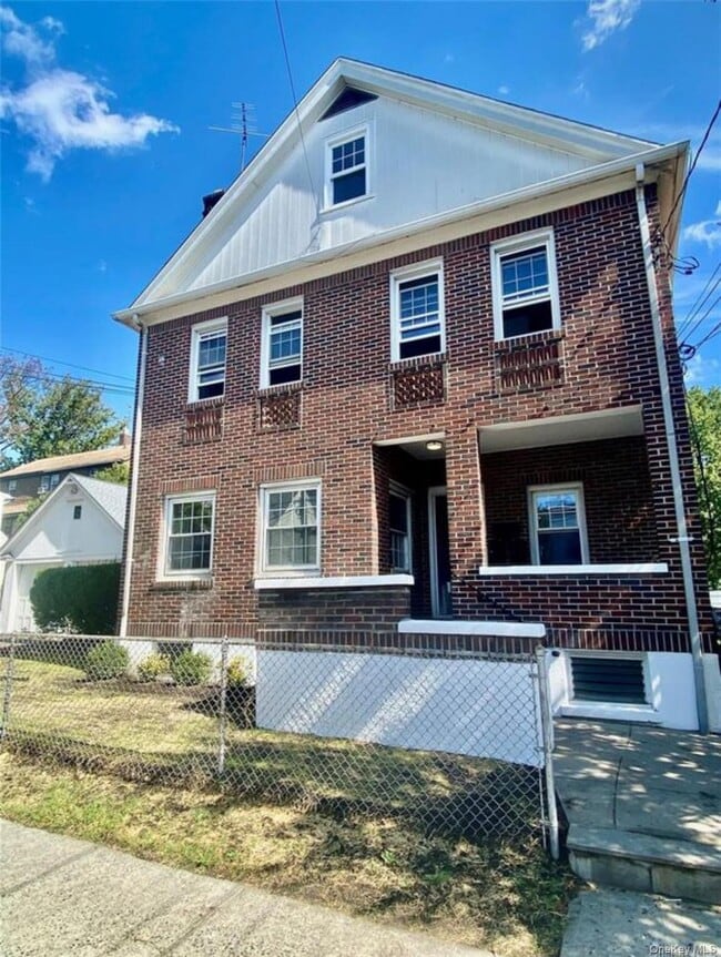 Building Photo - 53 Madeleine Ave