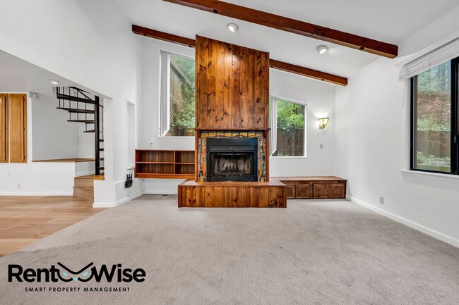 Building Photo - 683 Old La Honda Rd