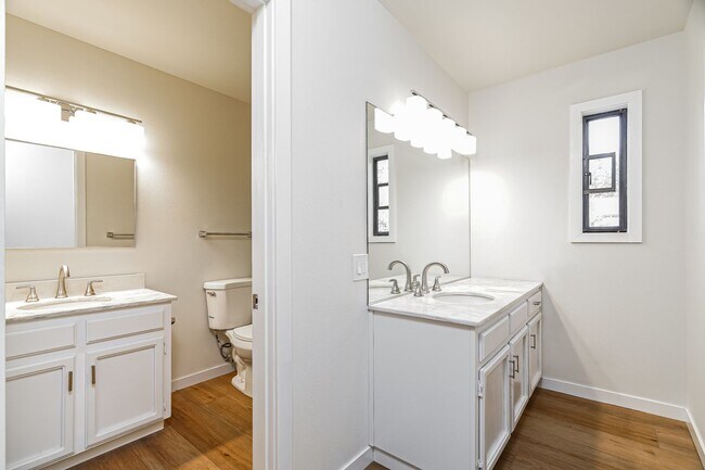 Building Photo - Top-Floor Condo with Forest Views, Large Private Deck & Resort-Style Amenities