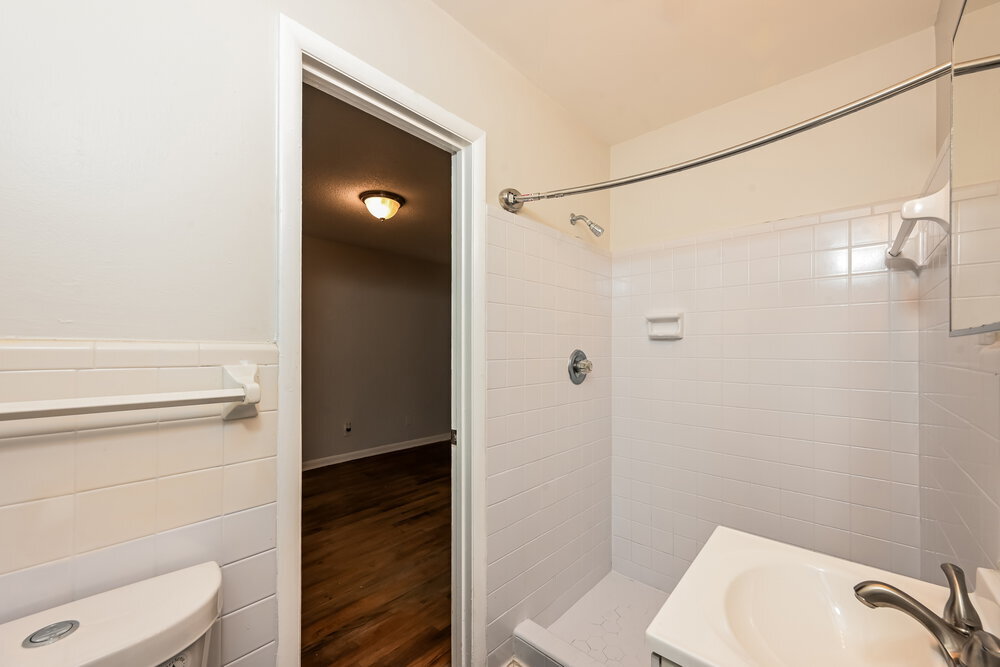 Building Photo - 3639 Telstar Dr