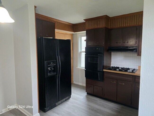Building Photo - Coming Soon: Affordable Comfort Awaits on ...