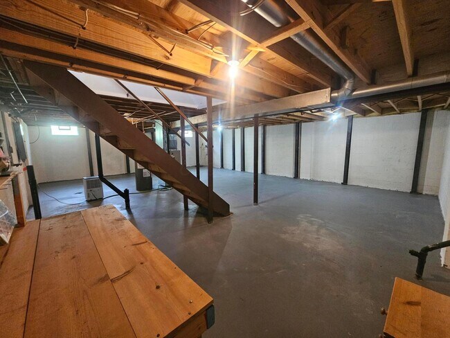 Building Photo - 1793 Ibson Dr