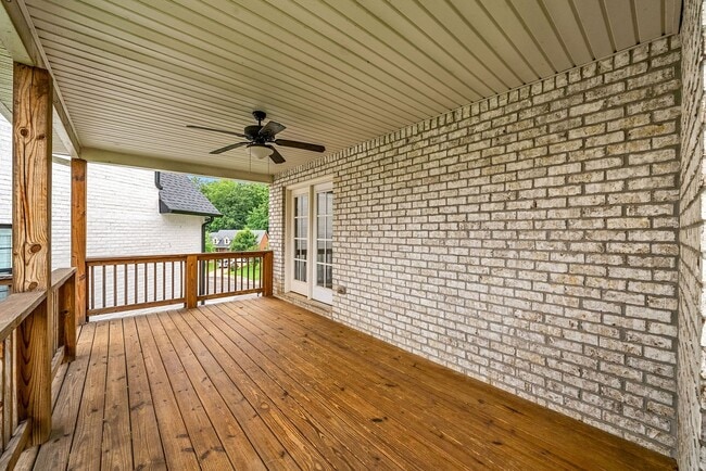 Building Photo - 4 Bedroom 2 1/2 Bath Home For Rent in Gate...