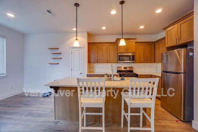 Building Photo - 8704 N 2nd Loop