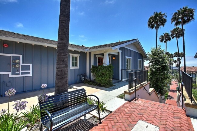 Building Photo - Rare Bella Riviera! Where the Upper East m...