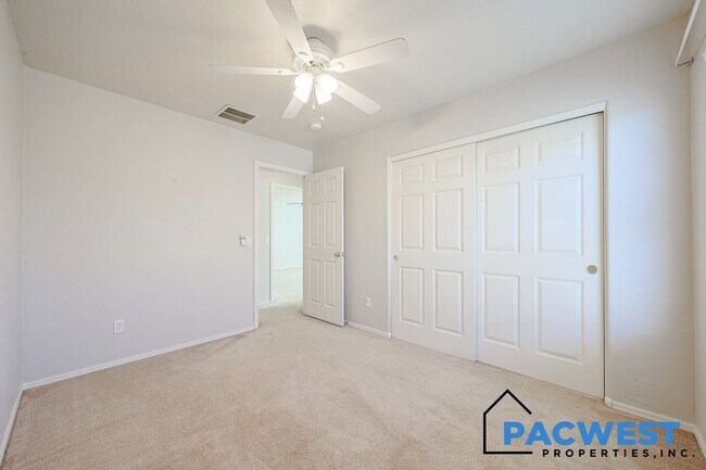 Building Photo - Welcome to your new home in Surprise!