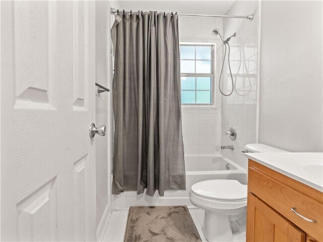 Building Photo - 2232 Dunseath Ave NW