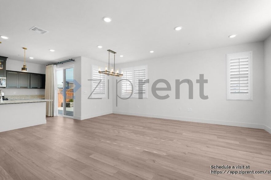 Building Photo - 710 Barrett Lk Rd