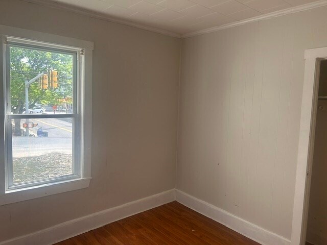 Building Photo - 754R Aiken Ave
