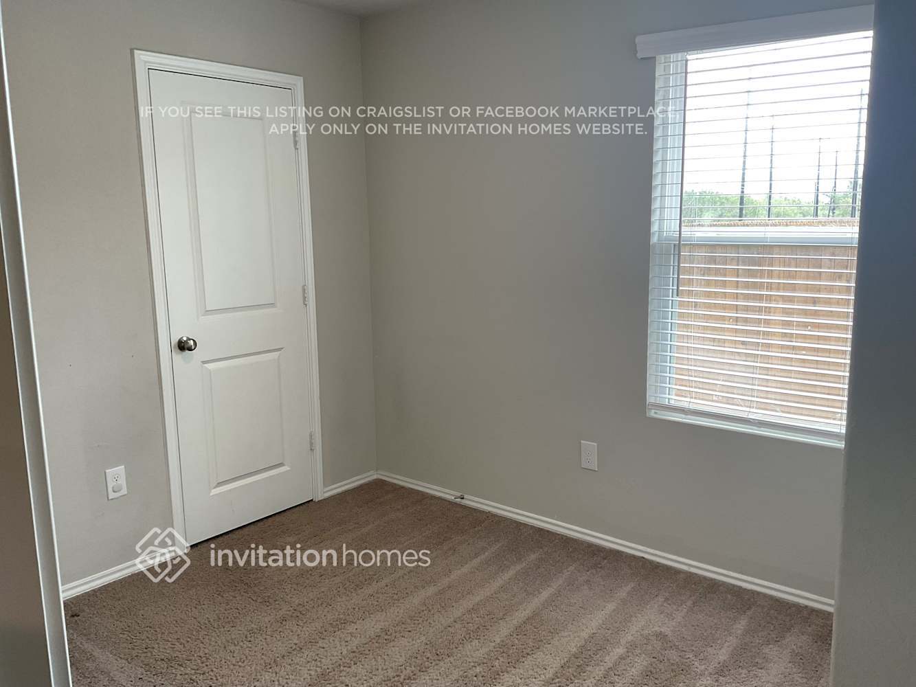 Building Photo - 8126 Serro Medina