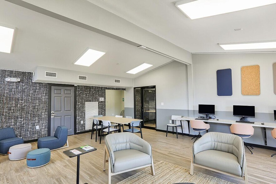 The Genesis Lafayette 200 Oak Crest Dr Lafayette LA 70503 Apartment