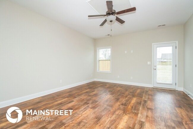 Building Photo - 1210 Catawba Way