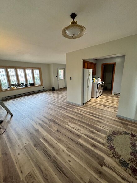 Building Photo - 2 Wilson Cir