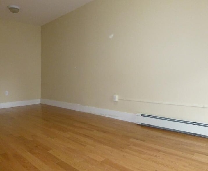 Building Photo - 232 Cambridge St