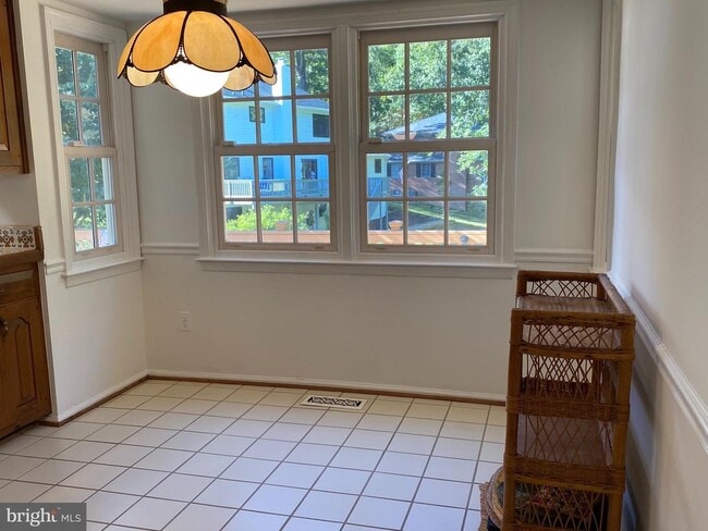 Building Photo - 6502 Sunny Hill Ct