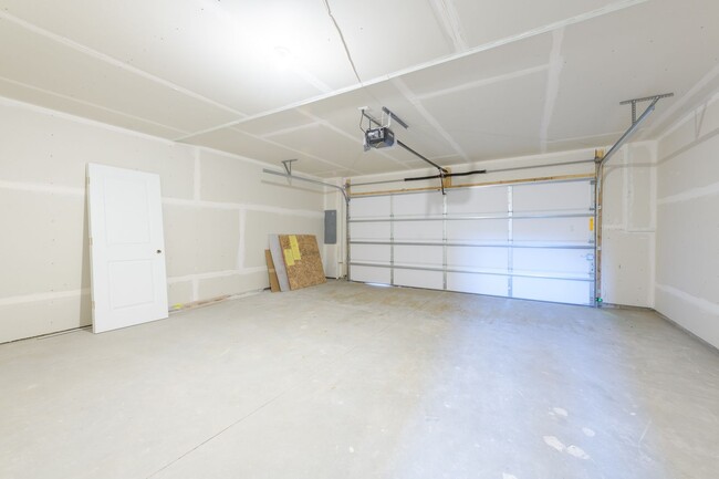 Building Photo - Brand new construction townhouse, upgrades...