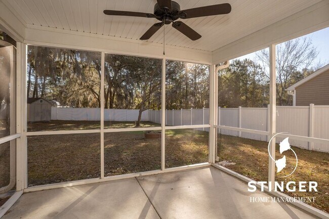 Building Photo - 82 Shadow Moss Dr