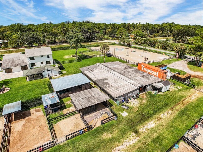 Building Photo - 1350 C Rd