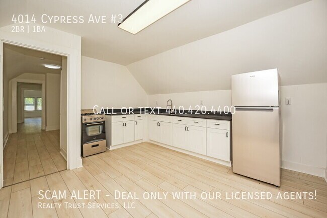 Building Photo - 4014 Cypress Ave