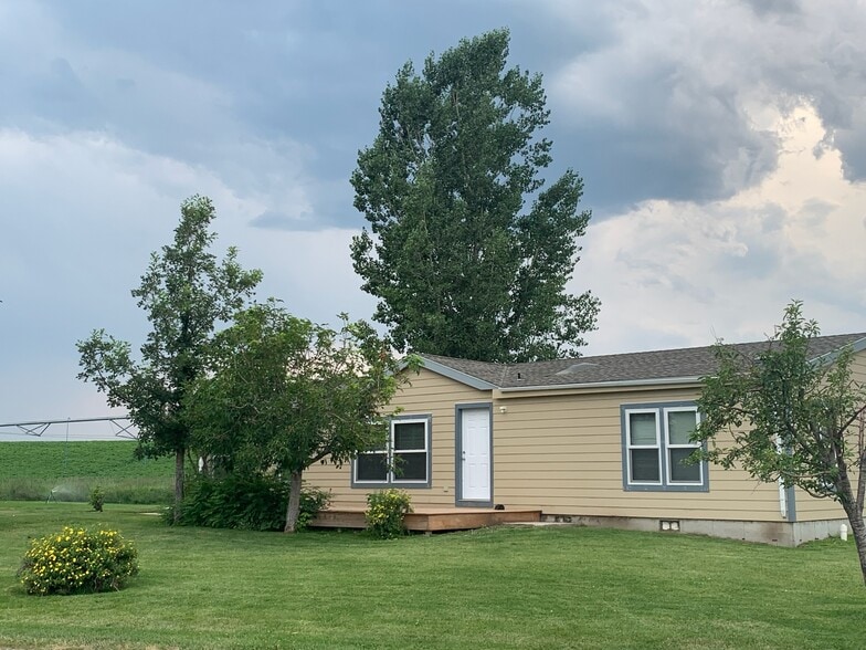 Building Photo - 1523 Bryan Rd