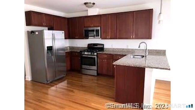 Building Photo - 407 Copper Square Dr