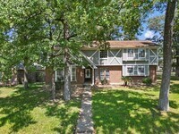 Building Photo - 2102 Silver Moon Trail