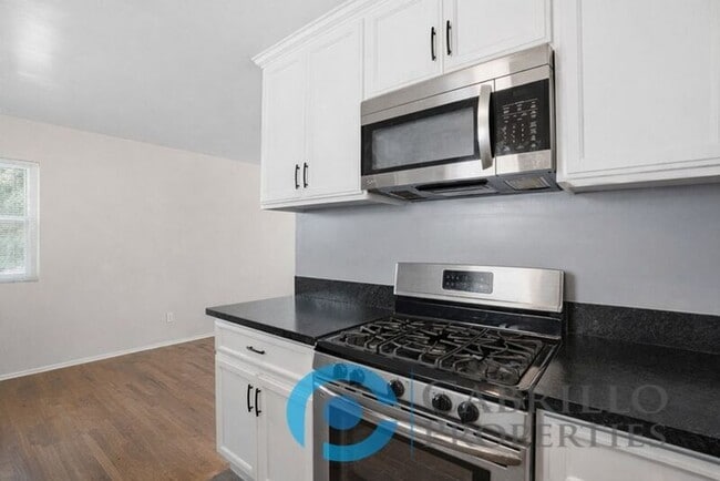 Building Photo - 4330 Cleveland Ave