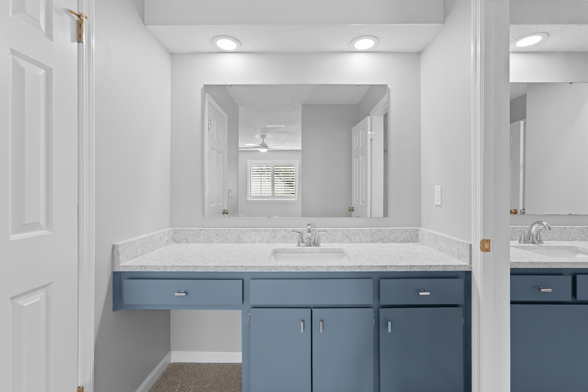 Master Bedroom Vanity - 22 Maplecrest Dr