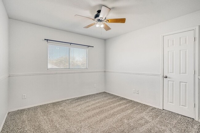 Building Photo - Charming & Spacious 4 Bedroom 2 and Half bath Home with Open Living, Modern Updates, and Private ...