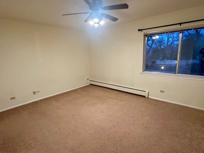 Building Photo - 2407 S Goebbert Rd